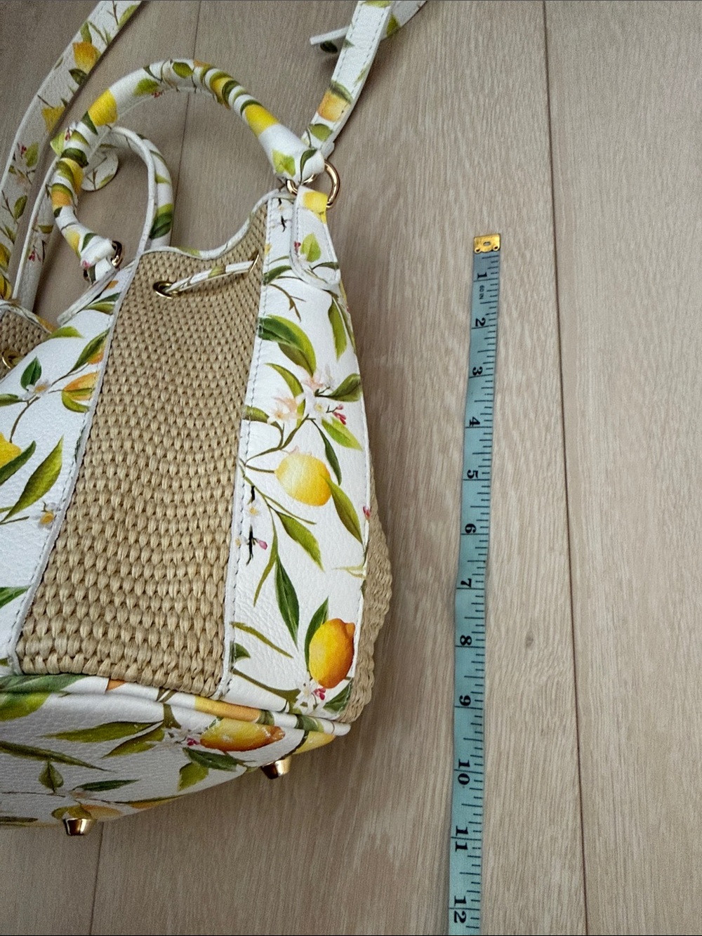 Valentina White Lemon-Print Bucket Shoulder Bag with Natural Straw Panels - Picture 6 of 16